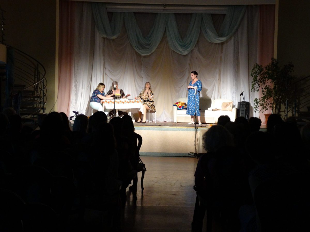 У Палаці культури “Дружба” знову показали “Багінь”