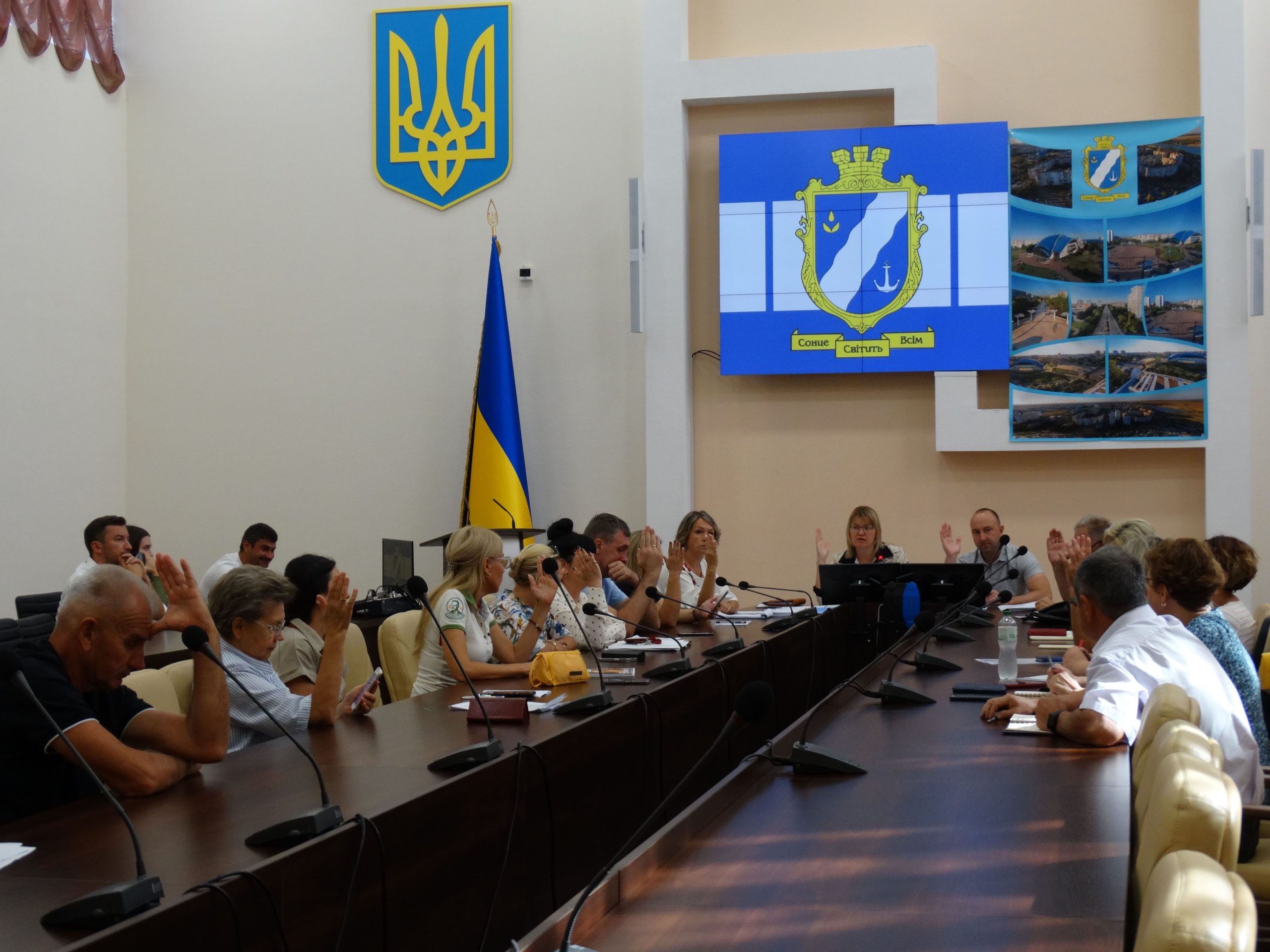 ТОП-6 назв для міста та яка доля “Південного”: завершено збір варіантів для перейменування