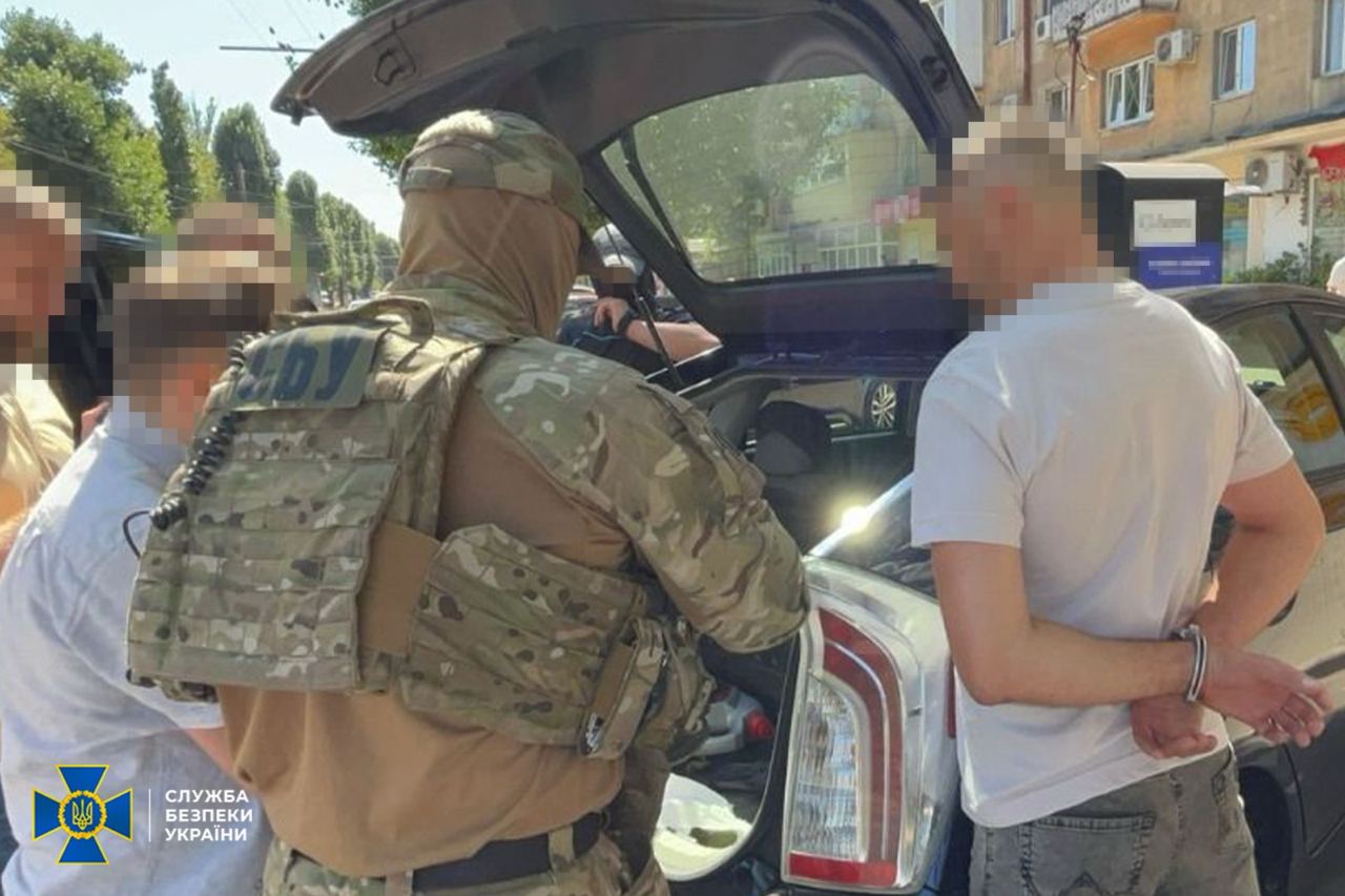 В Одесі зрадник влаштувався водієм до волонтерів, щоб слідкувати за переміщення ЗСУ на півдні