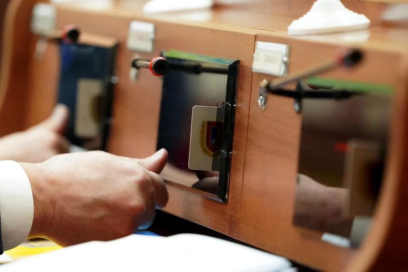 Троє депутатів Одеської обласної ради припинили свої повноваження