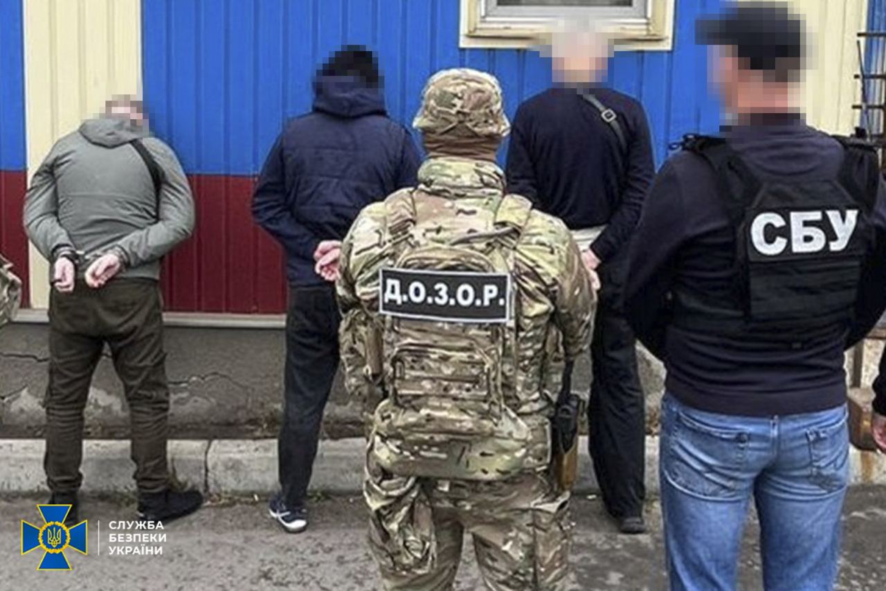 За кордон на таксі: одесит-кримінальник налагодив схему для ухилянтів