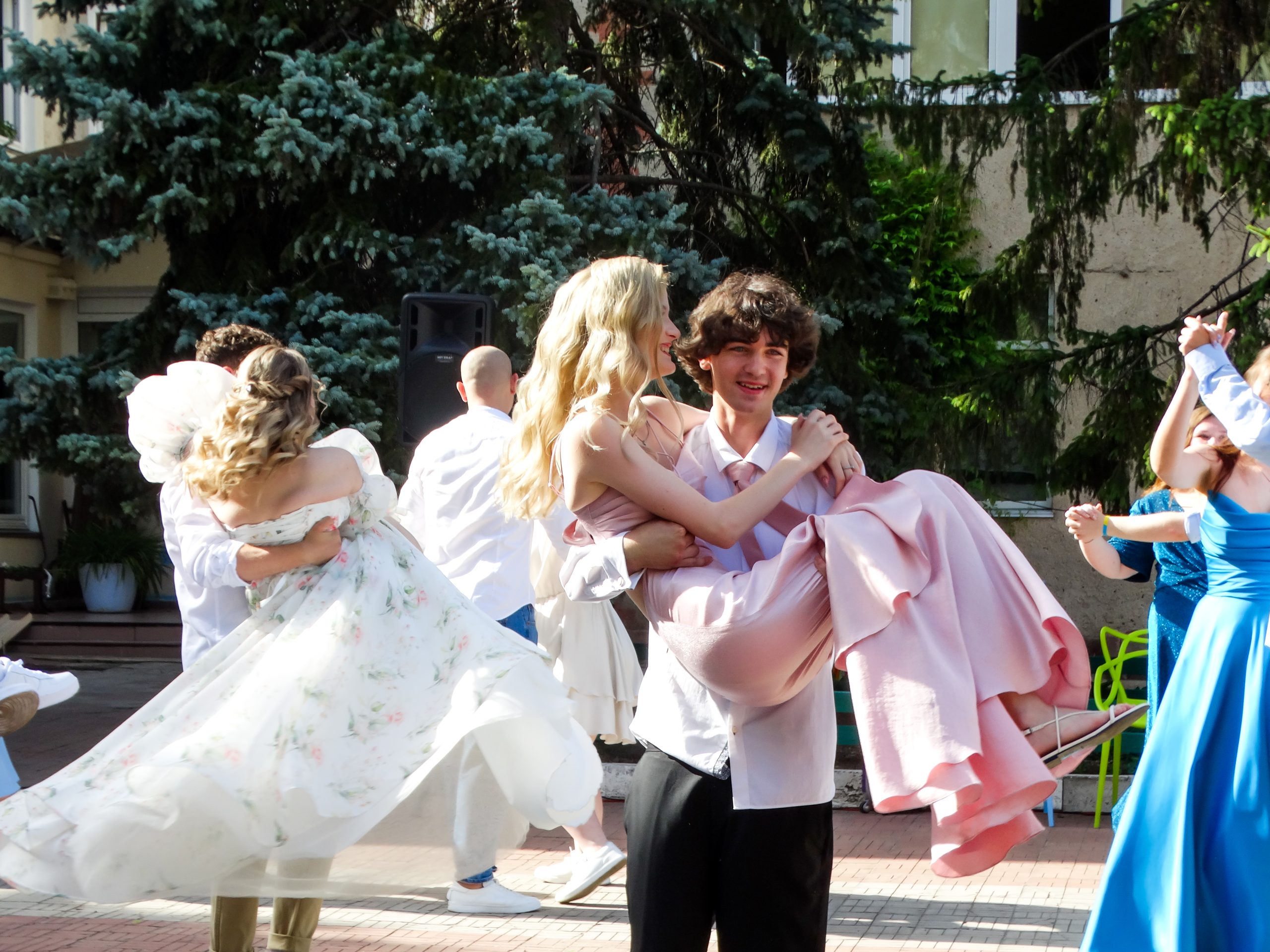 У Ліцеї імені Чорновола відбувся випускний вечір