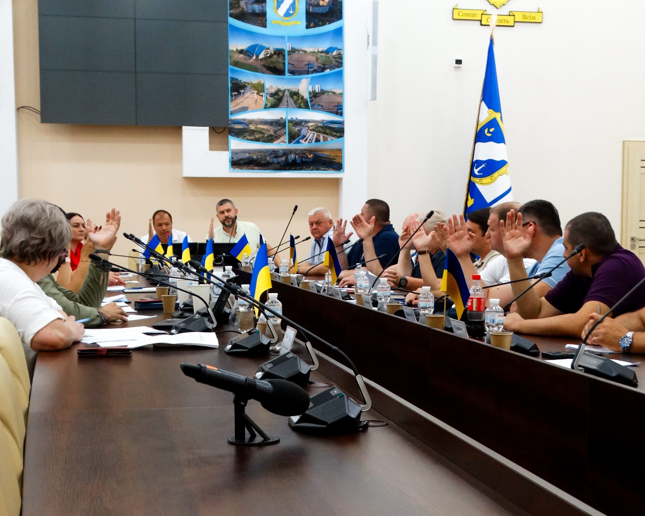 Южненські депутати розставляють пріоритети: діти чи заробітна плата міського голови