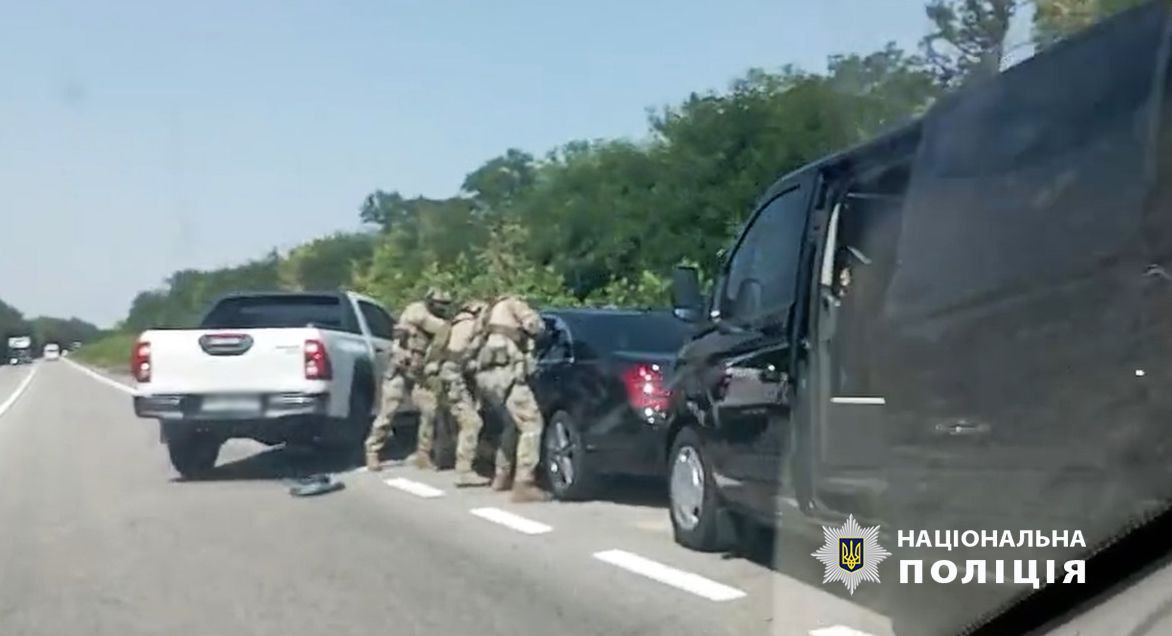 На Одещині затримали шахраїв, що під виглядом перевізників вкрали агропродукції на мільйони гривень