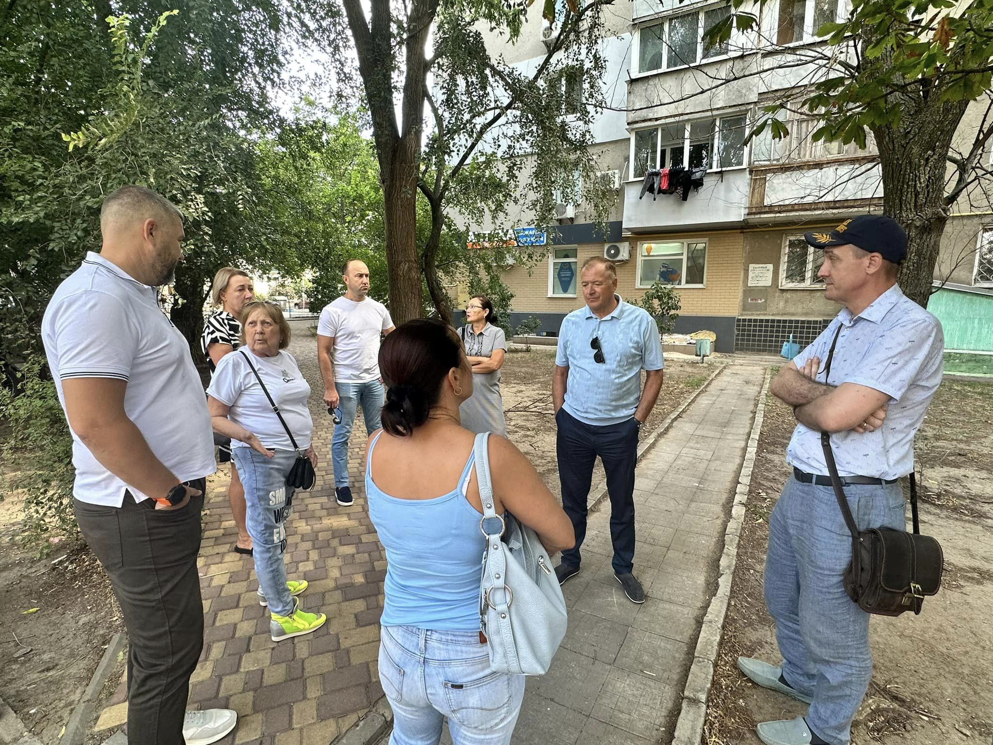 Одні МАФи знищуємо, інші будуємо: Южненський міський голова знову стає супермером