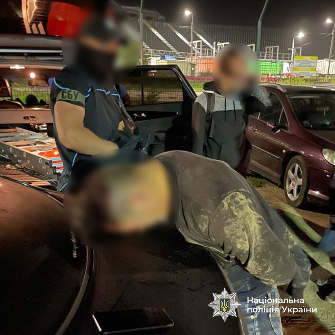 11 років в’язниці отримали члени всесвітньовідомої злочинної організації “Ндрангета” за контрабанду наркотиків через порт “Південний”