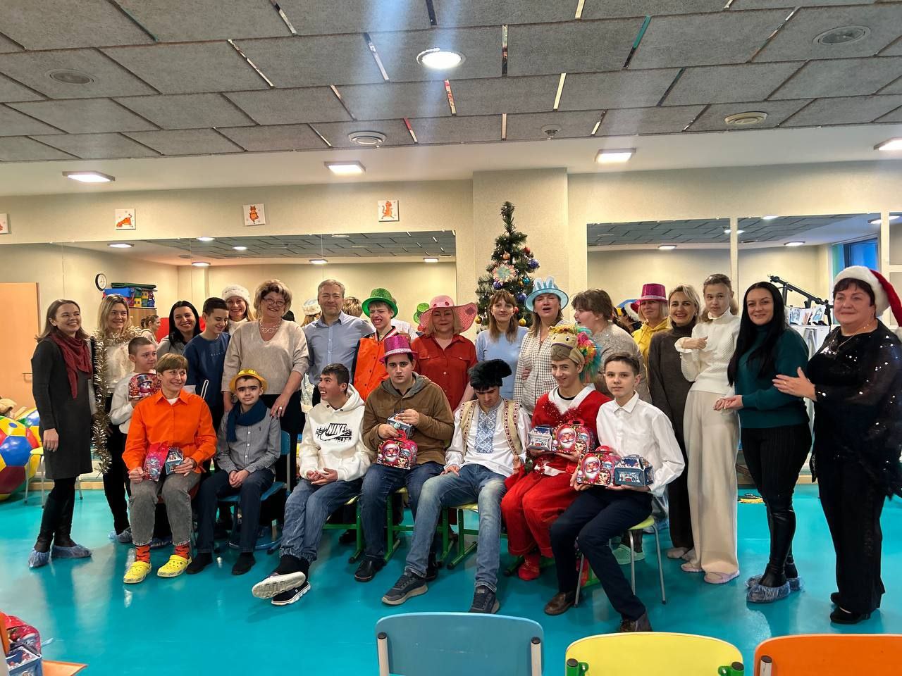 У південнівському реабілітаційному центрі для дітей відбулося новорічне свято
