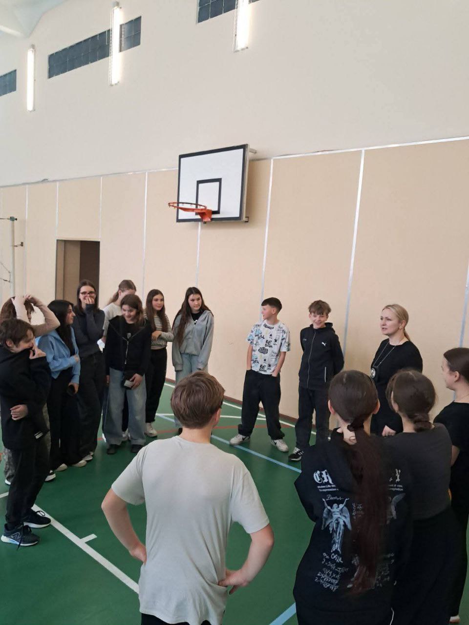 В південнівському Ліцеї учням розповіли про шкоду паління та правила дорожнього руху