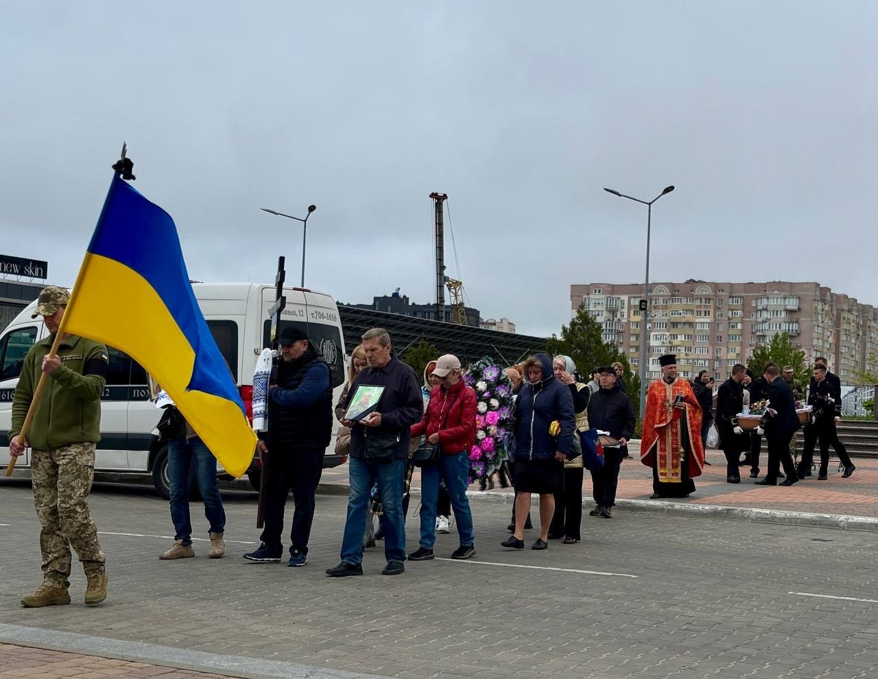 У Південному попрощалися з захисником України