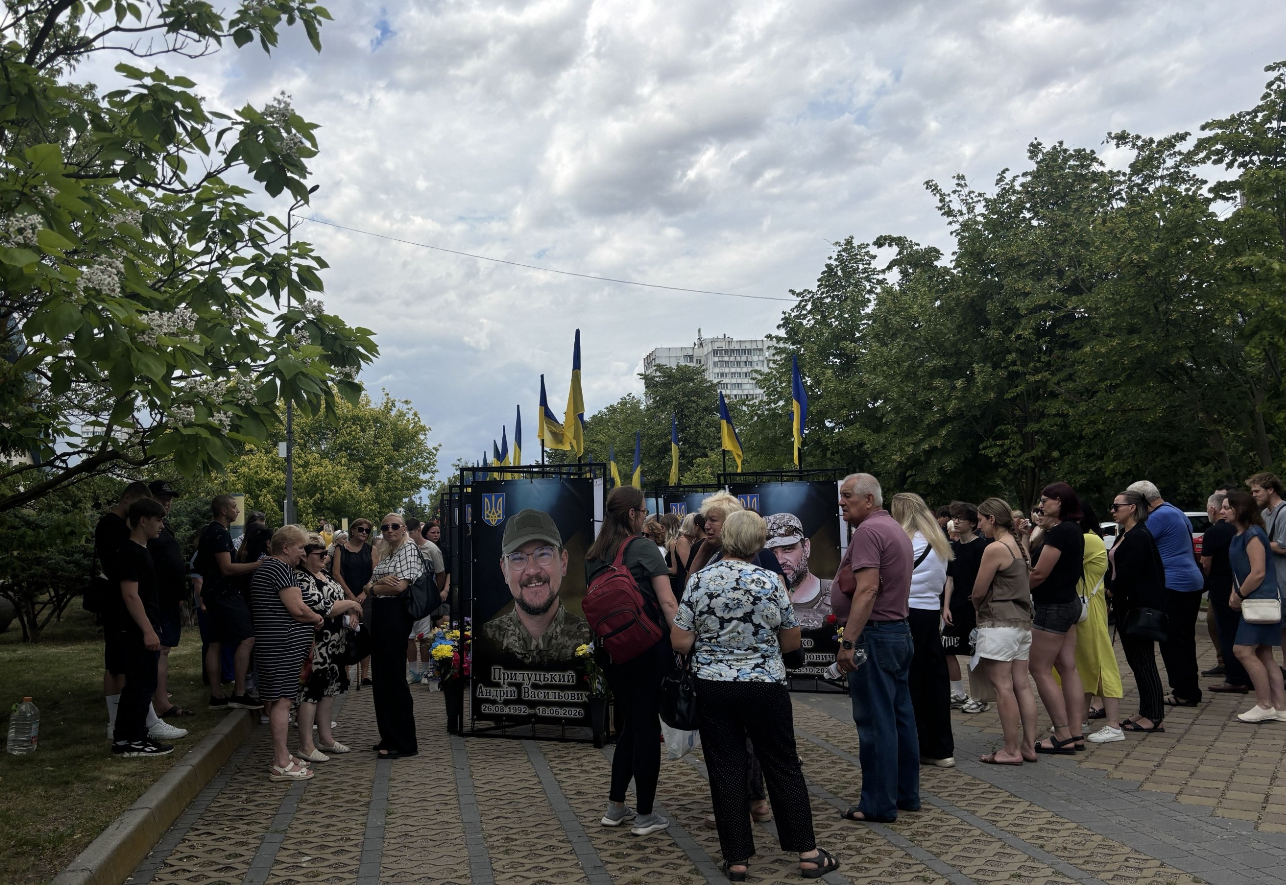 У Південнівській громаді відкрили нові світлини полеглих героїв